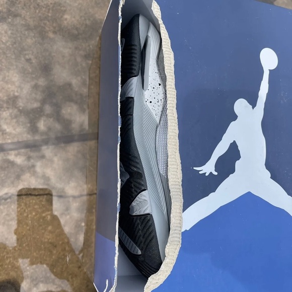 New Jordan x Fragment collab “Air Cadence” (DA3655-001) SEE DESCRIPTION - Picture 7 of 8